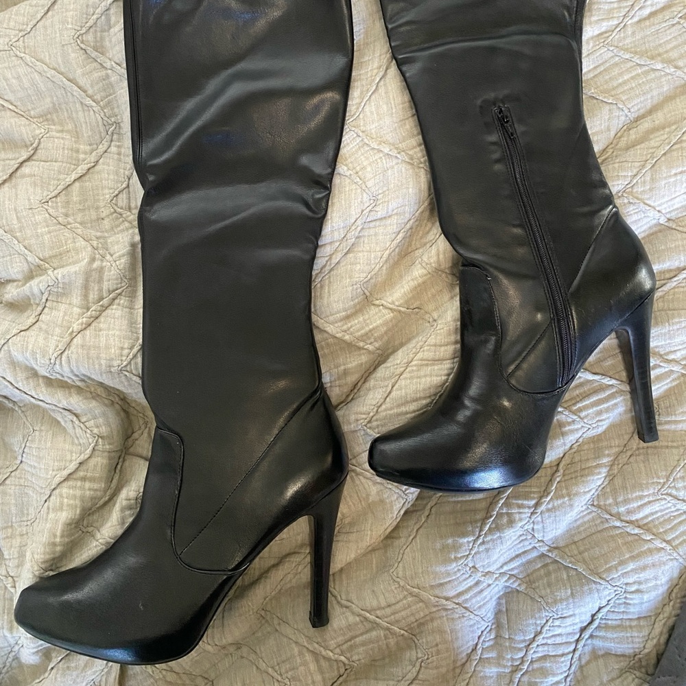 Jessica Simpson Knee High Leather Boots